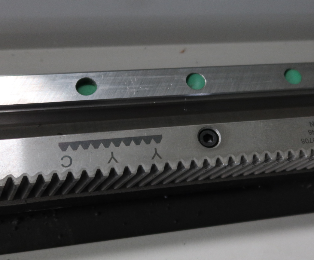 Uchel Precision Fiber Laser Torri Metel Dur Di-staen 2000w